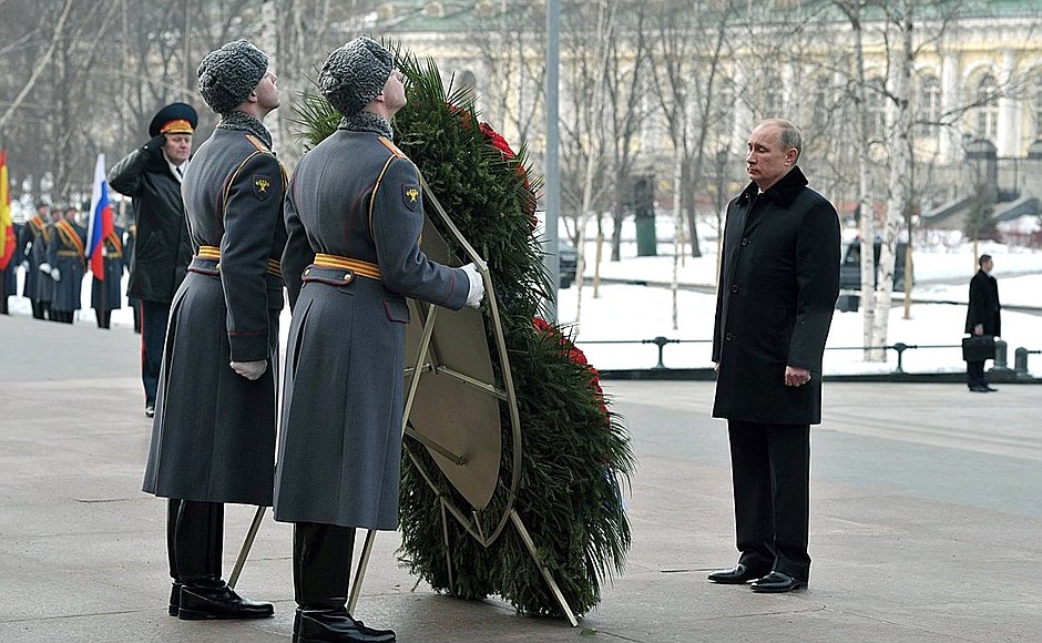On the Defender of the Fatherland Day, Vladimir Putin laid a wreath at the Tomb of the Unknown Soldier.