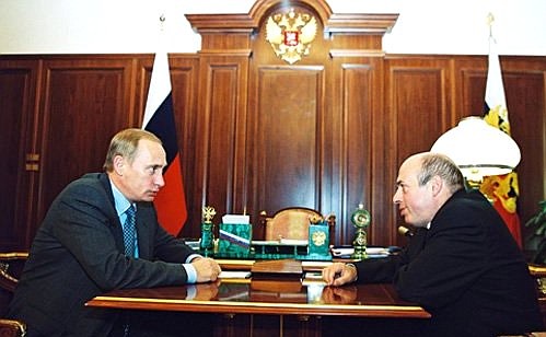 President Vladimir Putin with Knesset Member and Co-Chairman of the Russian-Israeli Commission on Trade and Economic Cooperation Natan Sharansky.