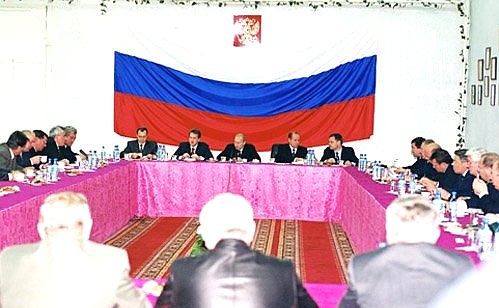 Vladimir Putin meeting with regional leaders and heads of agro-industrial enterprises in the Orenburg Region.