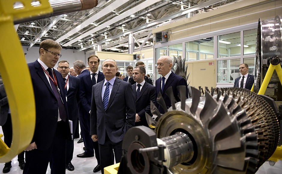 Во время посещения ПАО «Объединённая двигателестроительная корпорация – Уфимское моторостроительное производственное объединение».