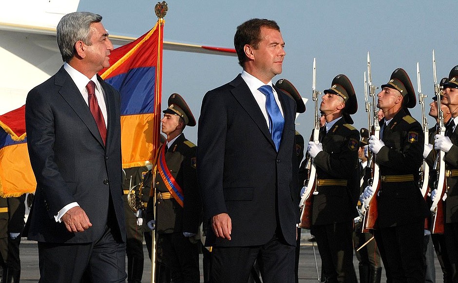 Dmitry Medvedev arrived in Armenia on a state visit. With President of Armenia Serzh Sargsyan.