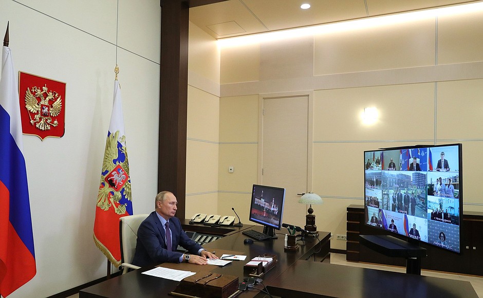 At a meeting on the relief measures for the flood that occurred in Irkutsk Region in 2019 (via videoconference).