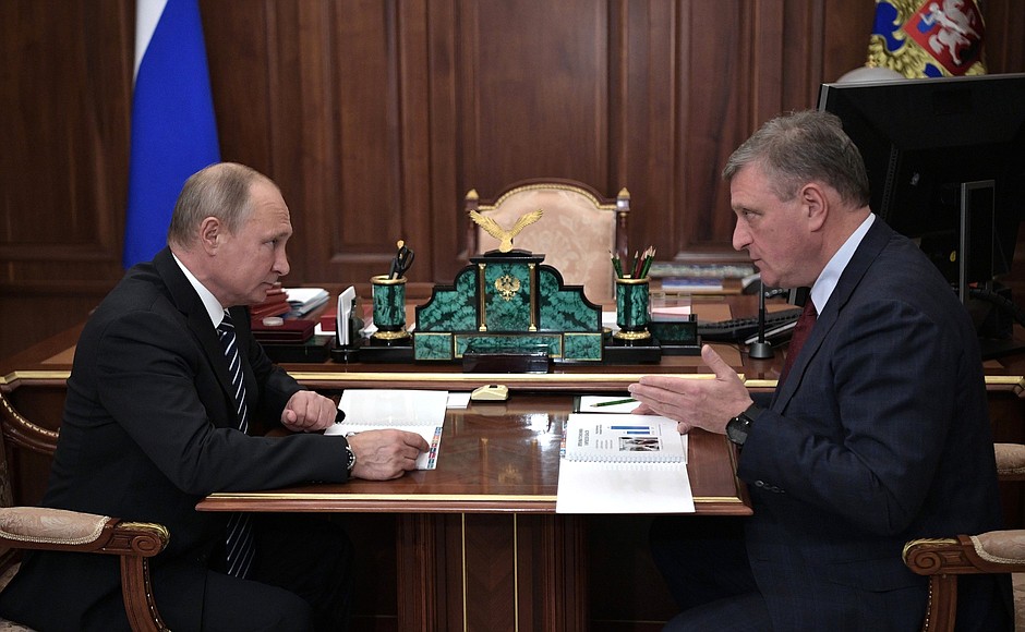 With Governor of the Kirov Region Igor Vasilyev.