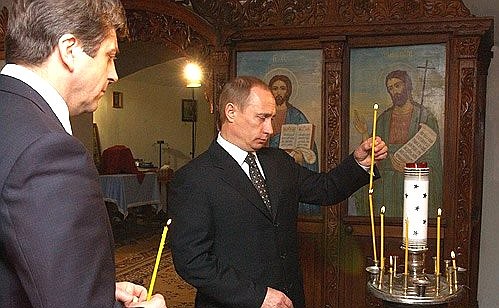 Vladimir Putin and President Georgi Parvanov of Bulgaria visiting the Nativity of Christ Church on Mt Shipka.