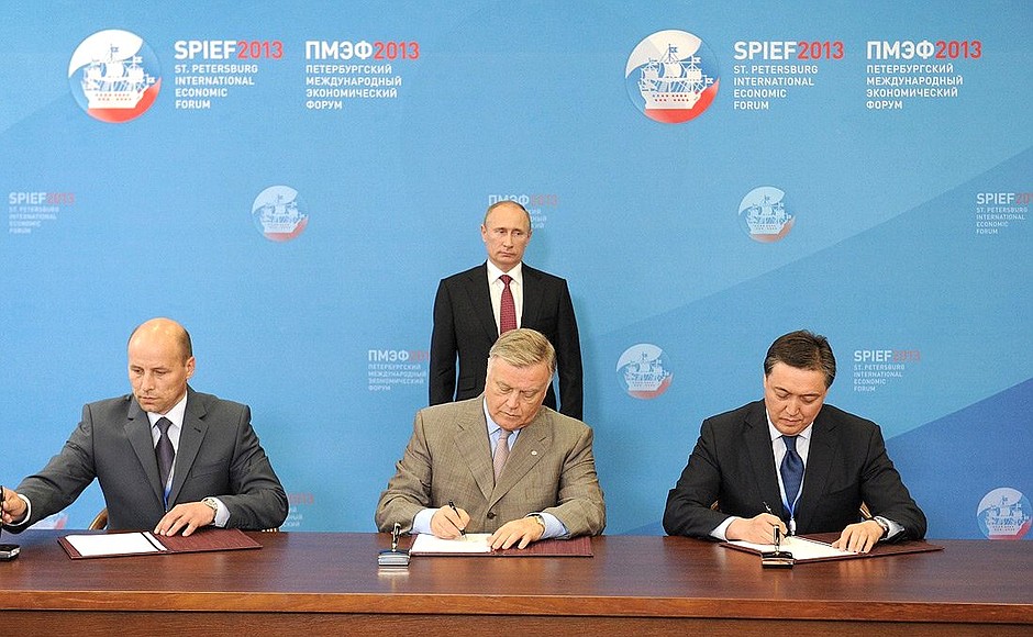 Agreement Establishing an Integrated Transport and Logistics Company was signed in Vladimir Putin’s presence.