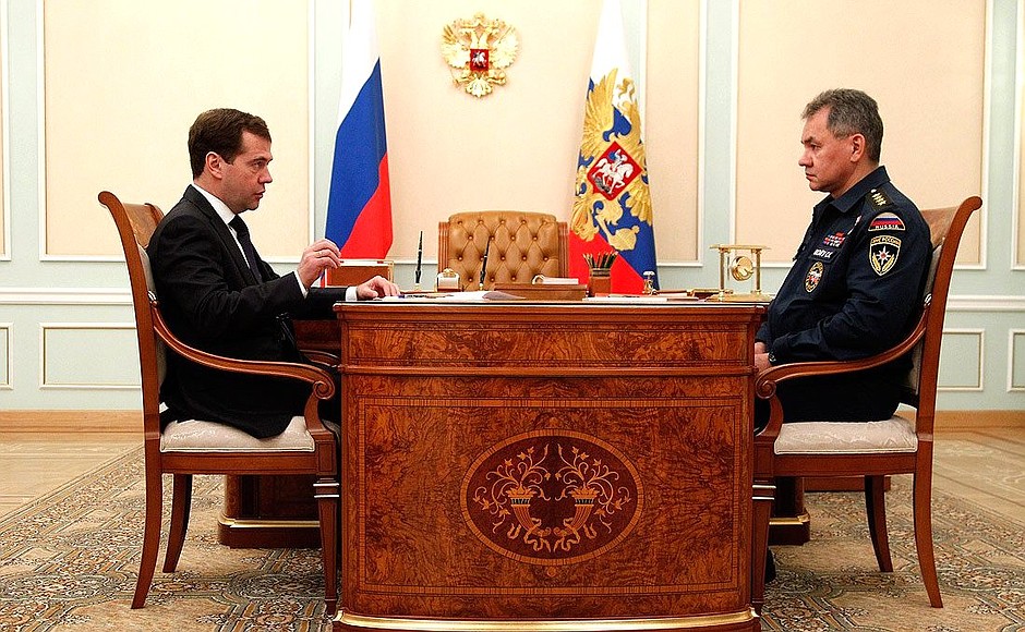 With Civil Defence, Emergencies and Disaster Relief Minister Sergei Shoigu.