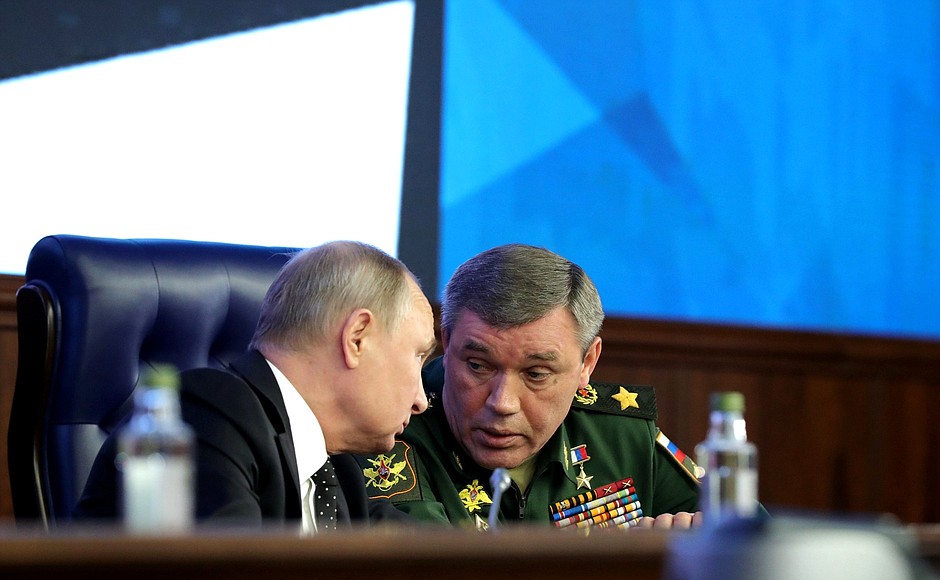At the expanded meeting of the Defence Ministry Board. With Chief of the General Staff of the Armed Forces of the Russian Federation and First Deputy Defence Minister Valery Gerasimov.