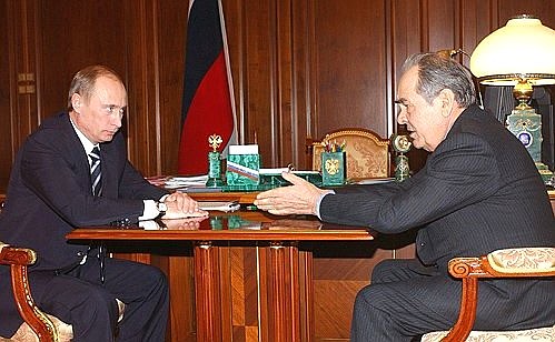 Рабочая встреча с президентом Татарстана Минтимером Шаймиевым.