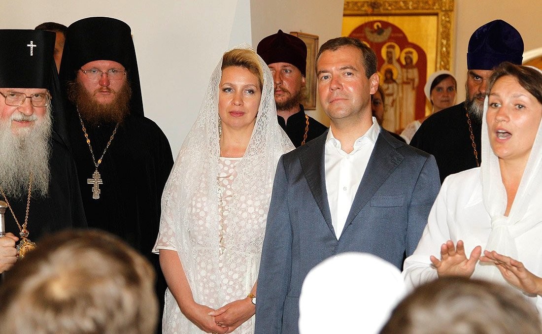 Семья Медведевых Фото