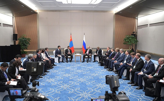 Meeting with President of Mongolia Khaltmaagiin Battulga.