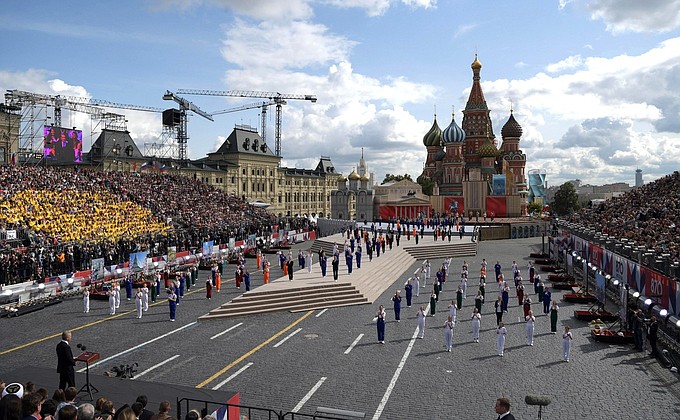 Торжественный концерт по случаю 870-летия Москвы.