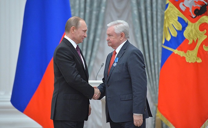 Орденом Почёта награждён председатель Российского детского фонда Альберт Лиханов.
