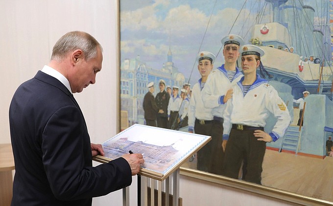 Посещение Нахимовского военно-морского училища.