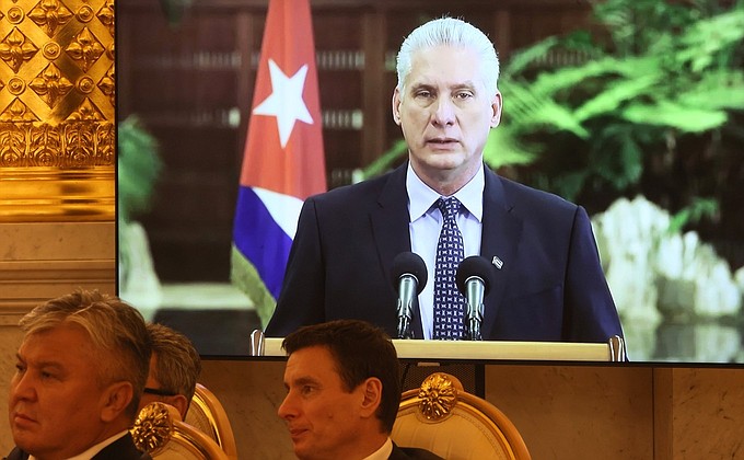 Президент Кубы Мигель Диас-Канель Бермудес направил видеообращение к участникам заседания ВЕЭС.