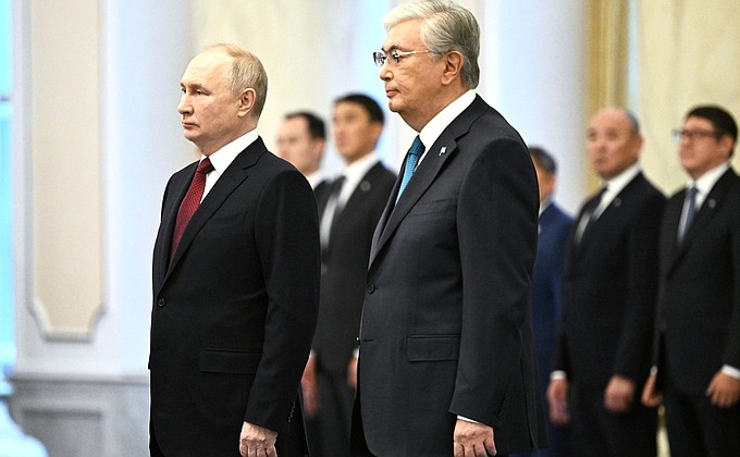 Церемония официальной встречи Владимира Путина Президентом Казахстана Касым-Жомартом Токаевым.
