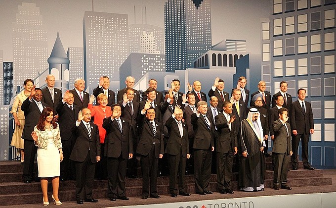 Participants in the G20 summit meeting.