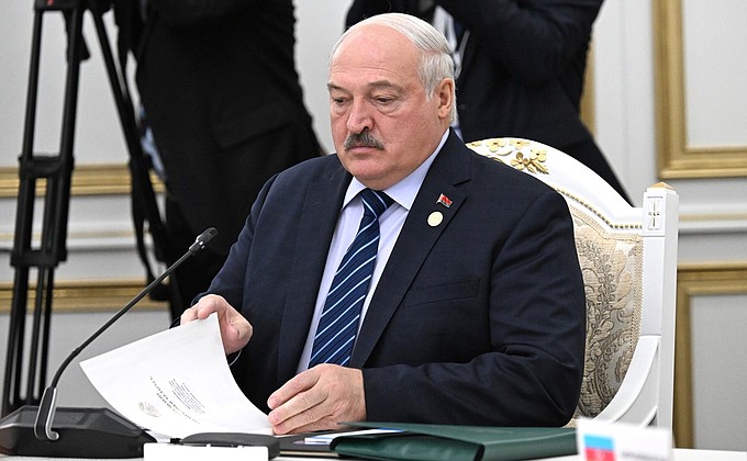 Президент Белоруссии Александр Лукашенко на заседании Совета глав государств – участников СНГ в узком составе.