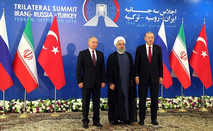 With President of Iran Hassan Rouhani (centre) and President of Turkey Recep Tayyip Erdogan.