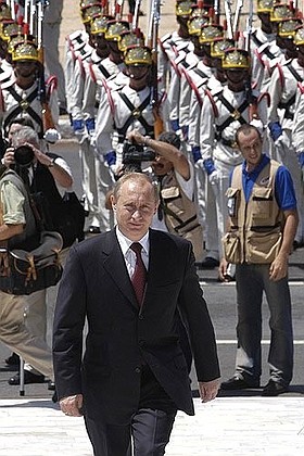 The arrival of Russian President Vladimir Putin at the Planalto Presidential Palace.