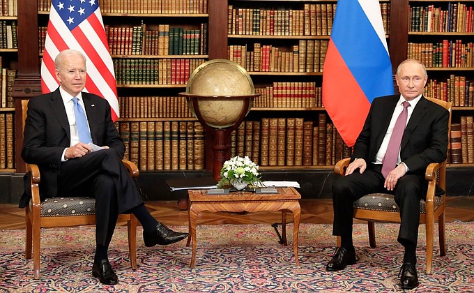 С Президентом Соединённых Штатов Америки Джозефом Байденом.