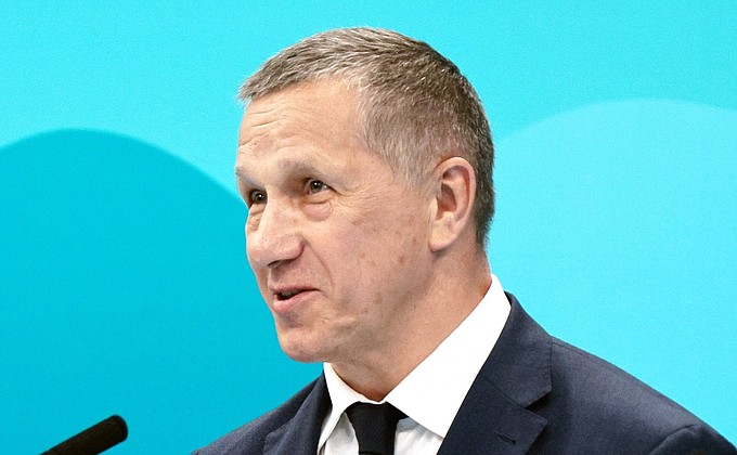 Vice Prime Minister and Presidential Plenipotentiary Envoy to the Far Eastern Federal District Yury Trutnev during a presentation on Russian Far Eastern development achievements.