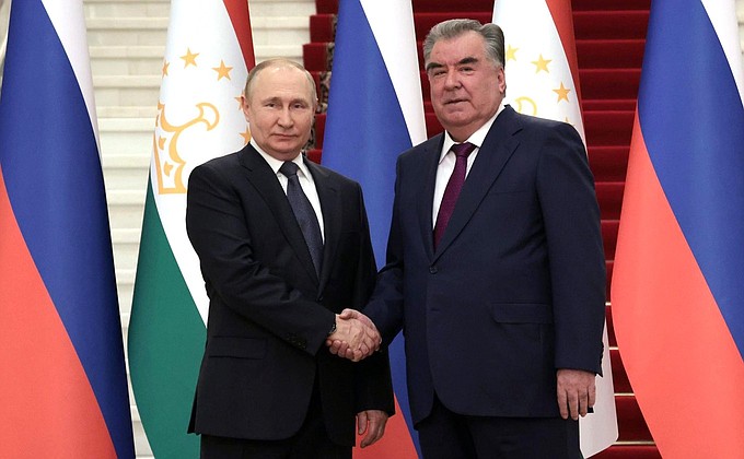 Встреча с Президентом Таджикистана Эмомали Рахмоном