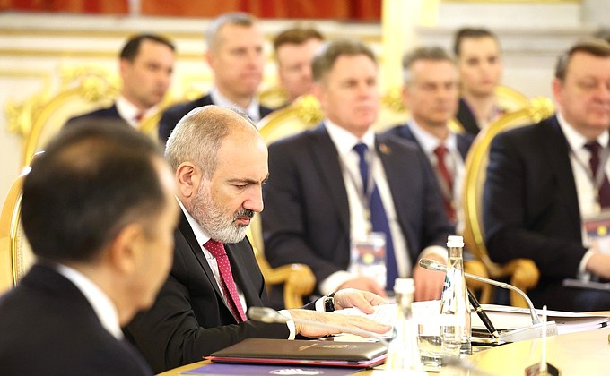 Prime Minister of Armenia Nikol Pashinyan at the meeting of the Supreme Eurasian Economic Council in expanded format.