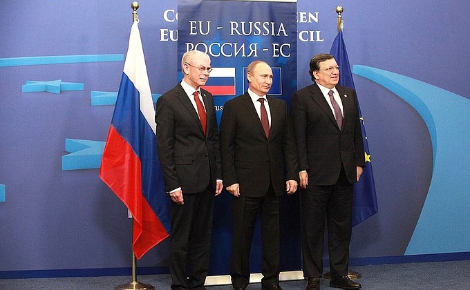 With President of the European Council Herman Van Rompuy (left) and President of the European Commission Jose Manuel Barroso.