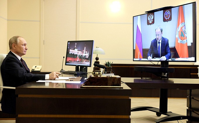 Встреча с губернатором Алтайского края Виктором Томенко