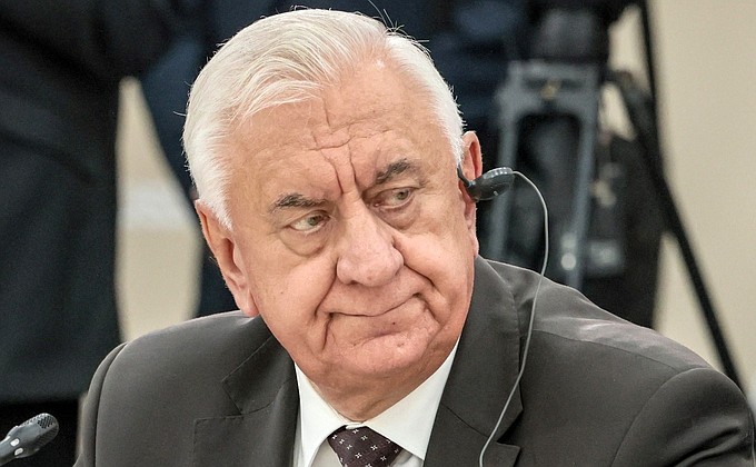 Chairman of the Eurasian Economic Commission Board Mikhail Myasnikovich during the working breakfast with heads of African regional organisations.