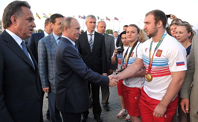 Meeting with members of the Russian national Universiade team.