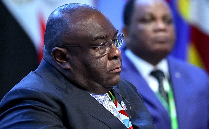 Вице-премьер, министр национальной обороны и по делам ветеранов Демократической Республики Конго Жан-Пьер Бемба Гомбо на пленарном заседании саммита Россия – Африка.