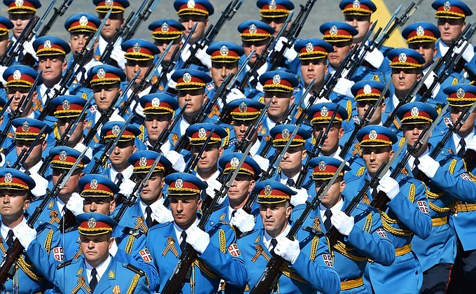 Serbian soldiers at the military parade to mark the 70th anniversary of Victory in the 1941–1945 Great Patriotic War.