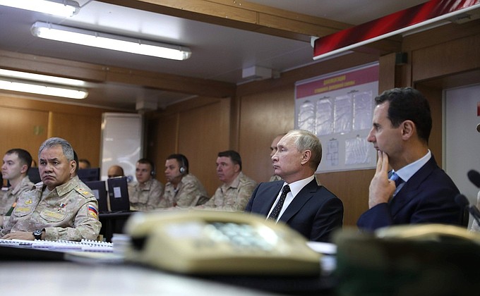 Владимир Путин и Башар Асад заслушали доклад командующего группировкой войск и сил Российской Федерации в САР о ходе операции по освобождению Сирии от террористов.
