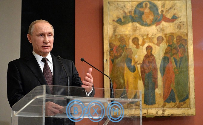 At the opening ceremony of the exhibition of the Ascension icon by Andrei Rublev.