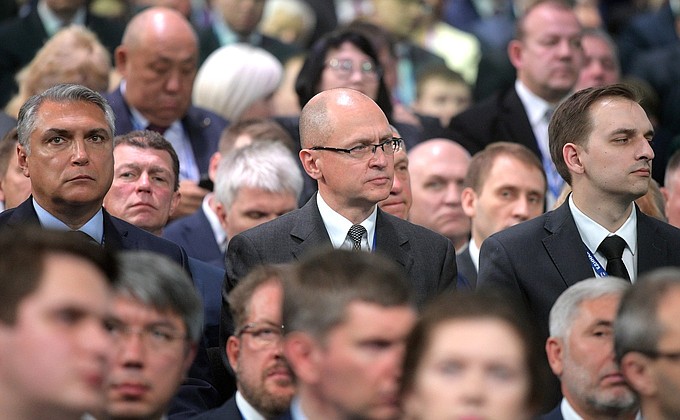 First Deputy Chief of Staff of the Presidential Executive Office Sergei Kiriyenko (centre) at United Russia party congress.