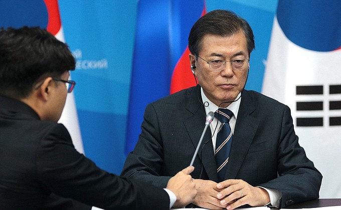 Заявления для прессы по итогам переговоров с Президентом Республики Корея Мун Чжэ Ином.