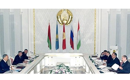 Первое заседание Межгосударственного Совета Евразийского экономического сообщества.