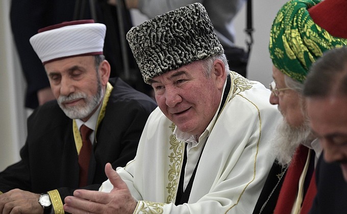 Встреча с муфтиями централизованных религиозных организаций мусульман России и руководителями Болгарской исламской академии.