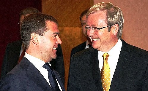 С Премьер-министром Австралии Кевином Раддом.