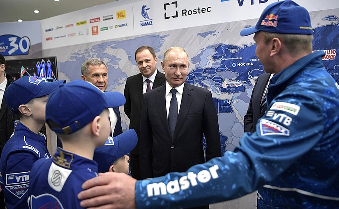 Vladimir Putin was introduced to members of the KAMAZ-Master Junior youth team.