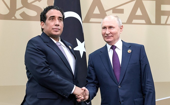 С Председателем Президентского совета Ливии Мухаммедом Менфи.