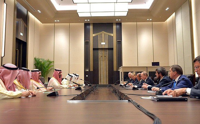 Встреча с преемником Наследного принца Саудовской Аравии Мухаммадом бен Сальманом.