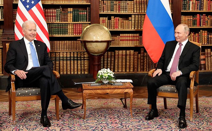 С Президентом Соединённых Штатов Америки Джозефом Байденом.