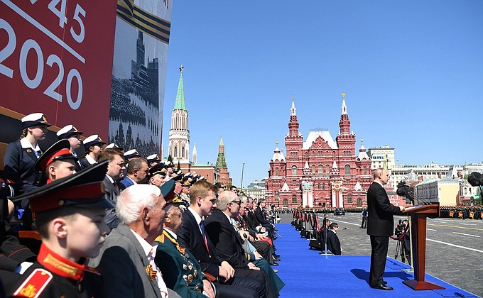 Выступление на военном параде в ознаменование 75-й годовщины Победы в Великой Отечественной войне.