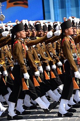 Soldiers of the Indian Armed Forces' grenadier regiment at the military parade to mark the 70th anniversary of Victory in the 1941–1945 Great Patriotic War.