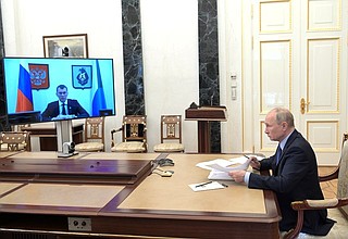 Встреча с временно исполняющим обязанности губернатора Хабаровского края Михаилом Дегтярёвым (в режиме видеоконференции).