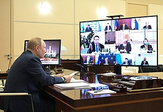 Meeting with representatives of Italian business community (via videoconference).