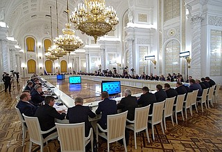 Заседание Государственного совета «О повышении инвестиционной привлекательности субъектов Российской Федерации и создании благоприятных условий для развития бизнеса».