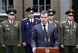 Выступление на церемонии награждения российских военнослужащих, отличившихся во время операции по принуждению Грузии к миру в августе 2008 года.
